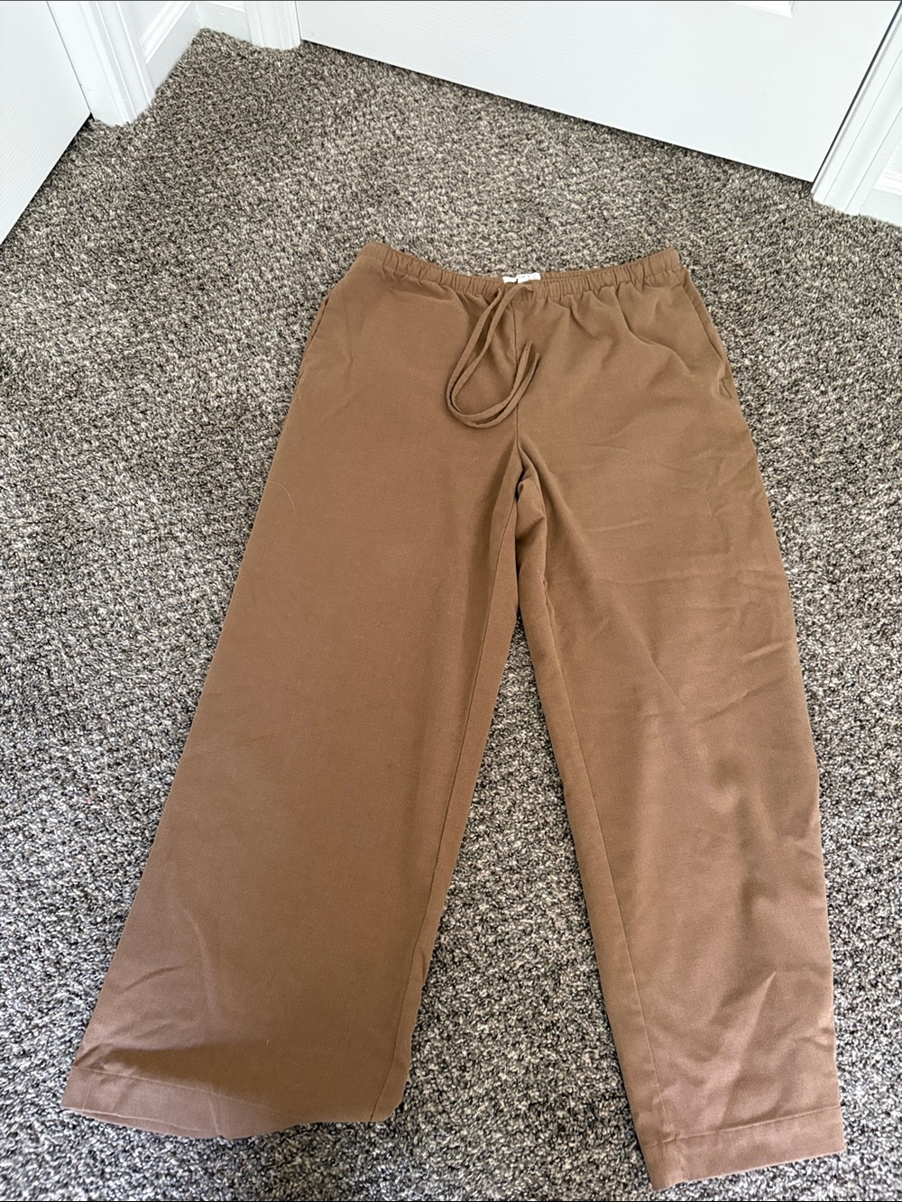 LOFT Men's Wide-Leg Drawstring Sweatpants in Brown
